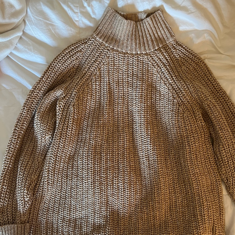 Tan Knit Gap Turtleneck Sweater Size Medium